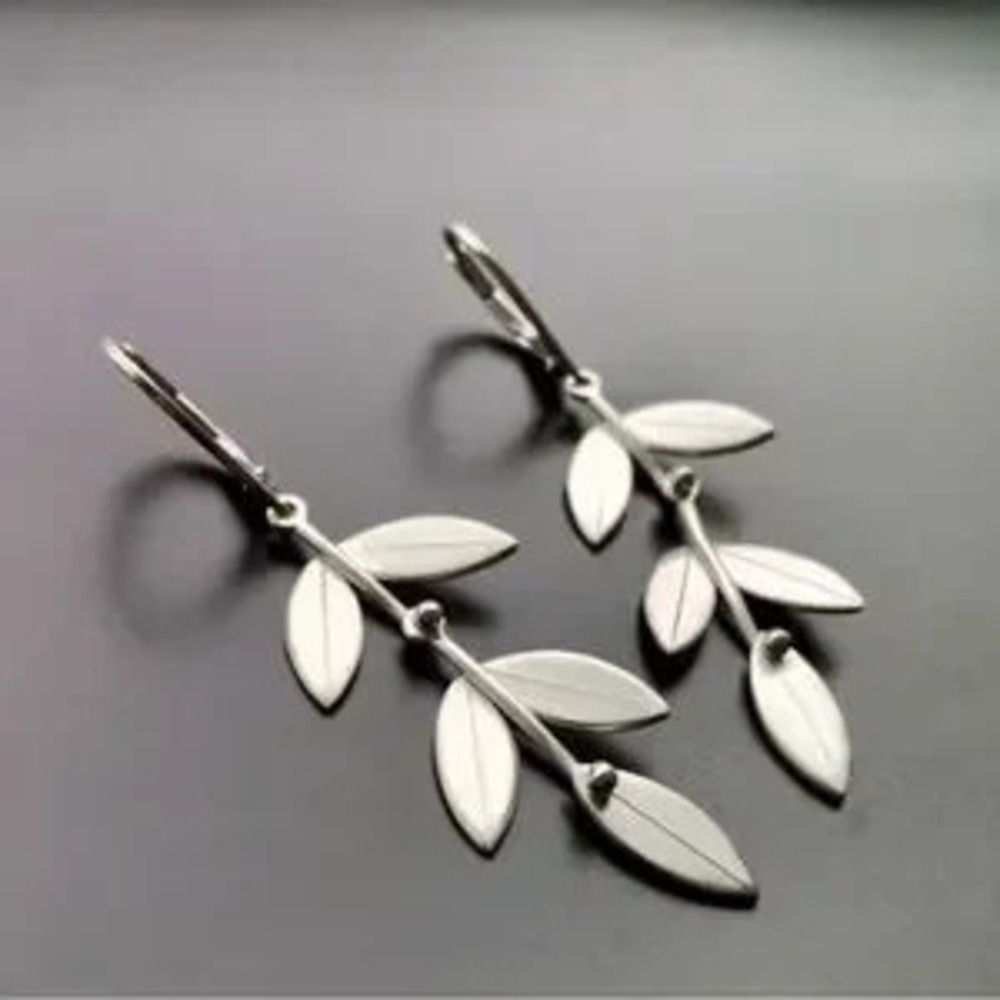 Leaf Drop?Earrings N1943